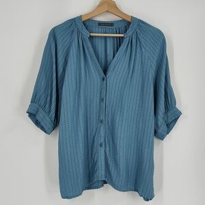 Suzy Shier | button down shirt  Size M